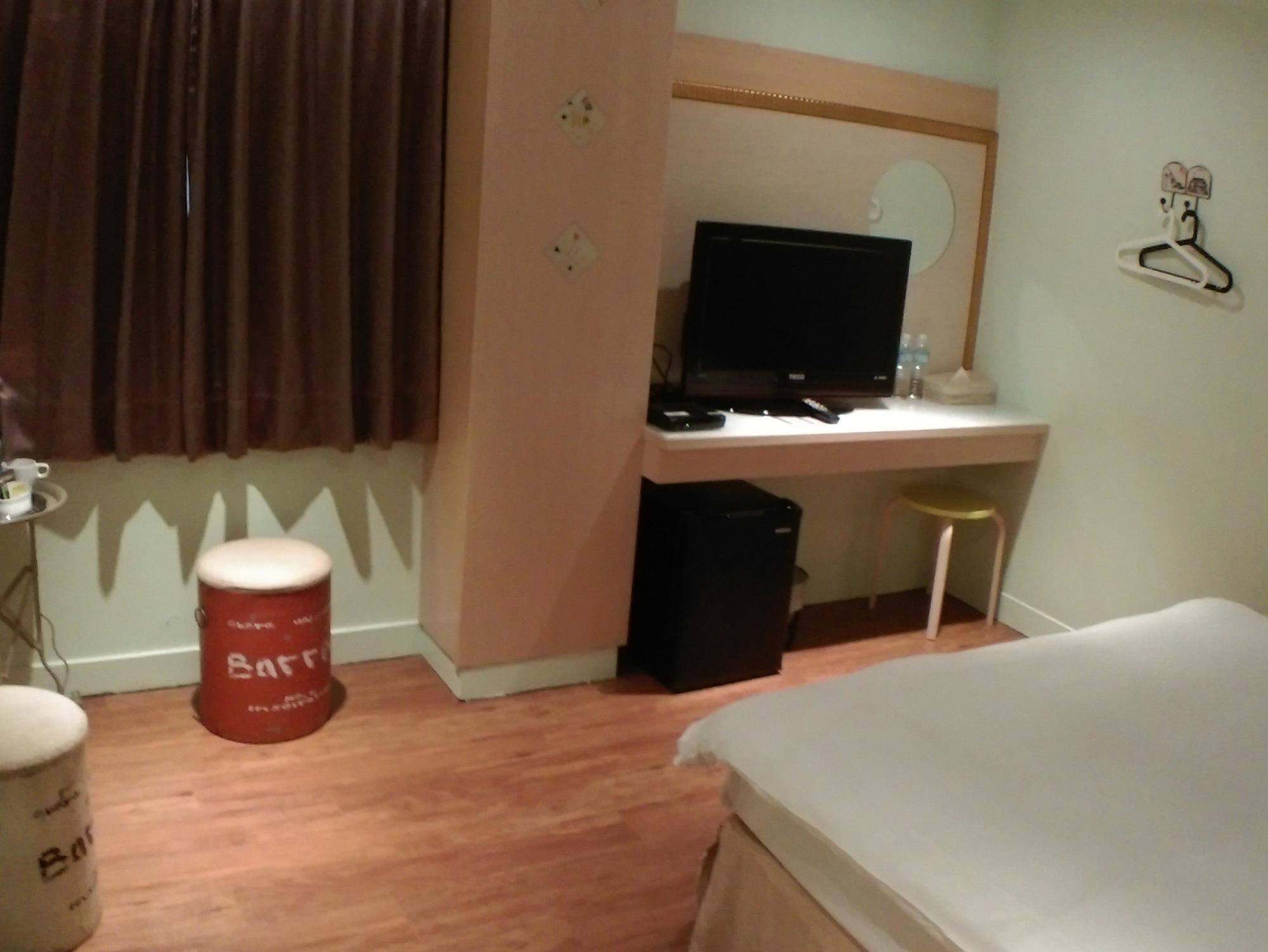 צ'יאיי סיטי Wan Tai Hotel מראה חיצוני תמונה